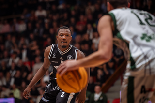 4. kolo TIPOS SBL: BC Prievidza - MBK Handlová 94:66 (Vladimír Králik)	