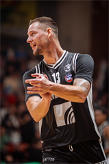 4. kolo TIPOS SBL: BC Prievidza - MBK Handlová 94:66 (Vladimír Králik)	